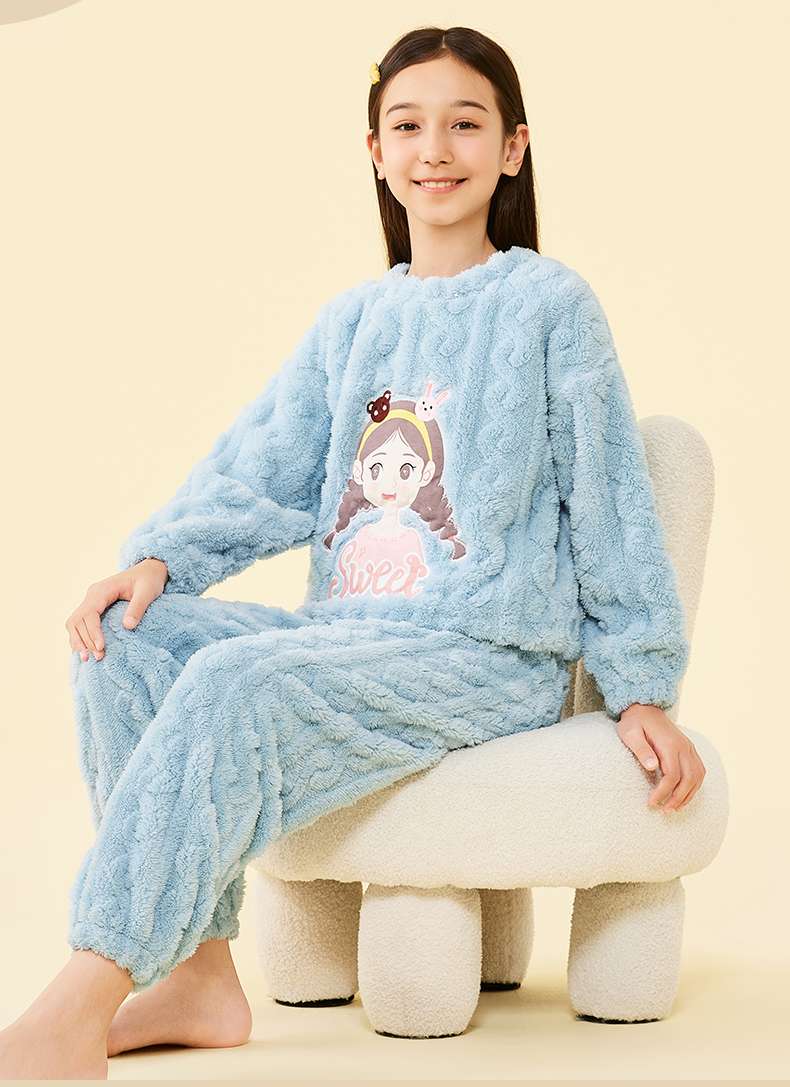 子どもパジャマ もこもこキャラクター上下セット