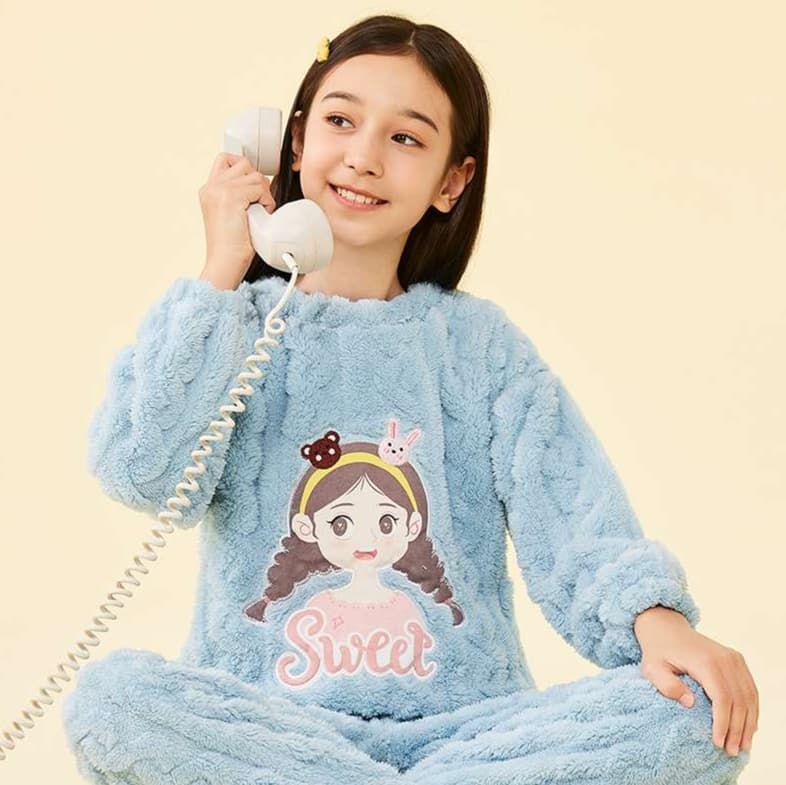 子どもパジャマ もこもこキャラクター上下セット