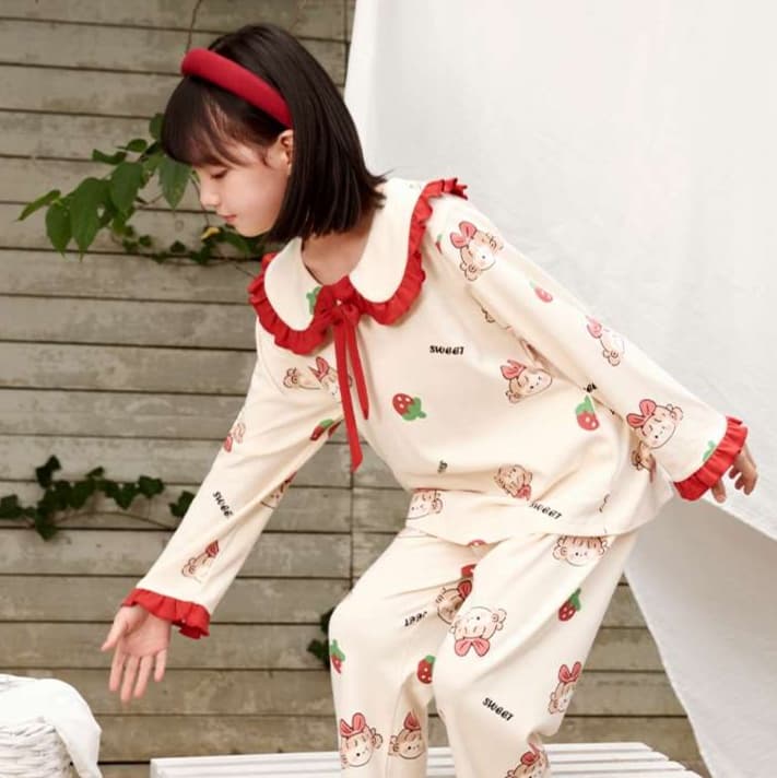 子どもパジャマ いちごと女の子のふんわりパジャマ