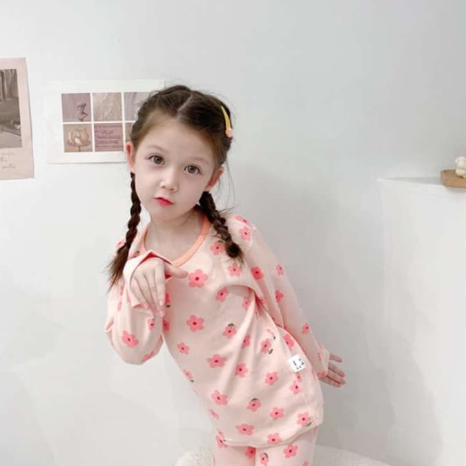子どもパジャマ ふわふわ花柄おやすみウェア