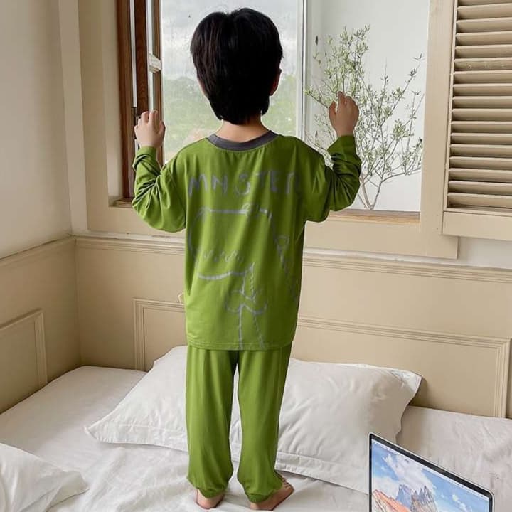 子どもパジャマ 恐竜モンスターキッズルームウェア