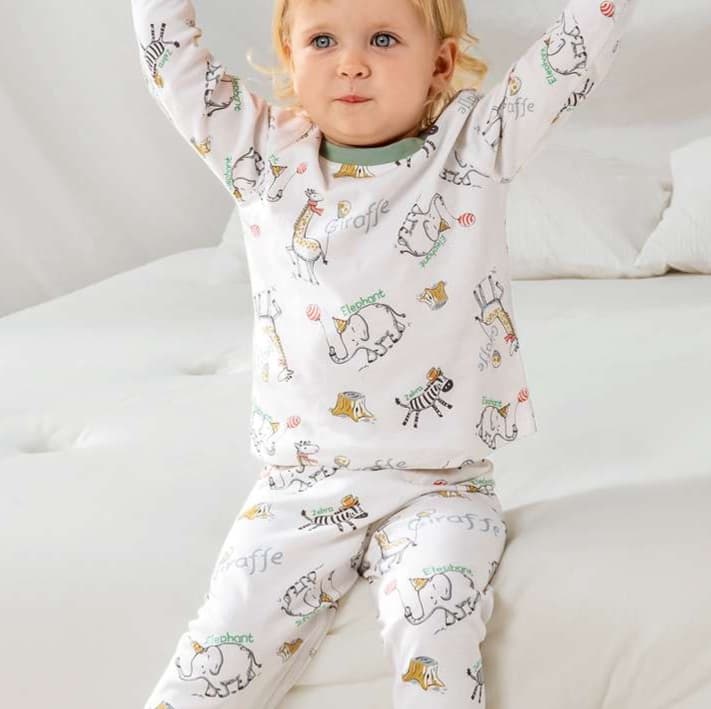 子どもパジャマ どうぶつ柄のパジャマ 上下セット