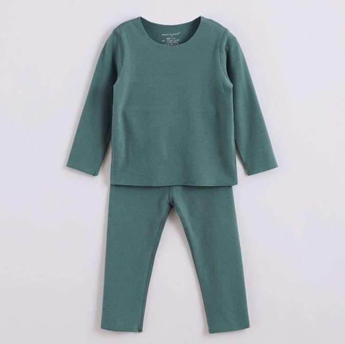 子どもパジャマ やわらか無地のおやすみウェア
