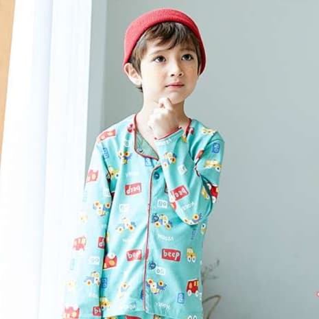 子どもパジャマ おしゃれ動物＆くるま柄 お部屋着上下セット