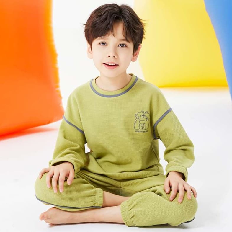 子どもパジャマ やわらか素材のお家着上下セット