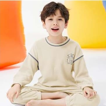 子どもパジャマ やわらか素材のお家着上下セット