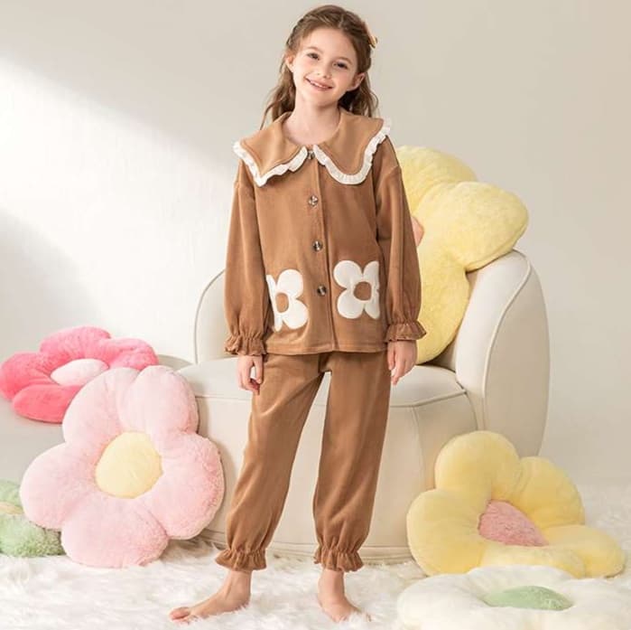 子どもパジャマ アップリケ付き 上品パジャマ