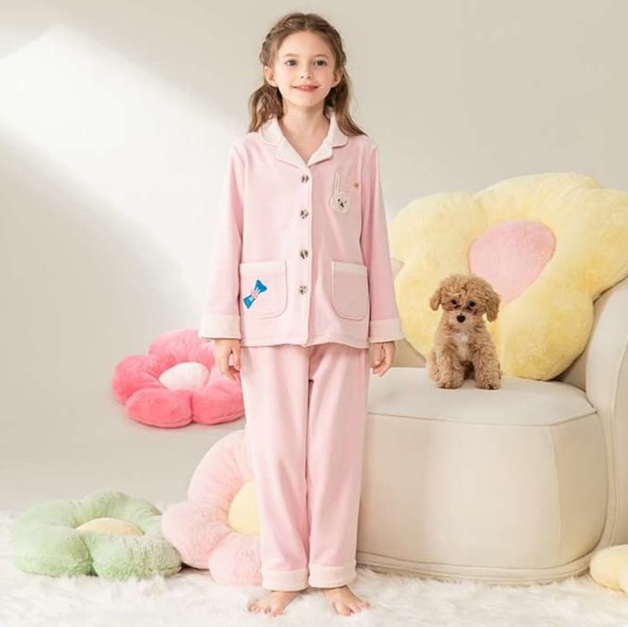 子どもパジャマ アップリケ付き 上品パジャマ