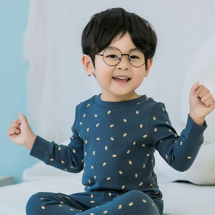 やわらか 落ち葉柄子どもパジャマ