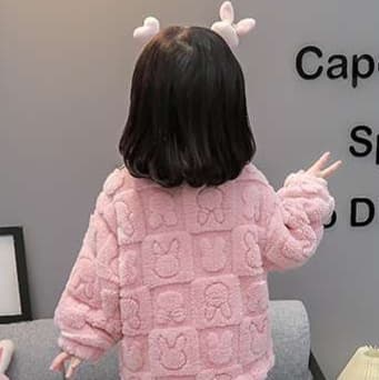 もこもこウサギ 子どもパジャマ 上下セット