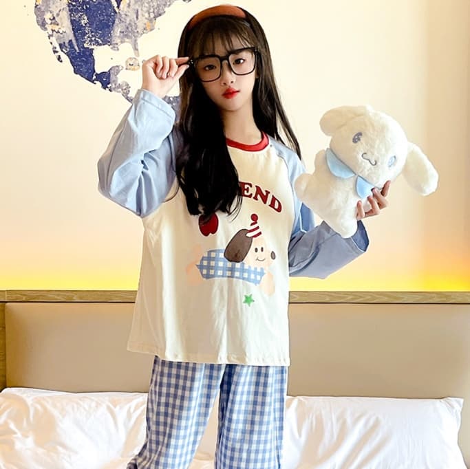 子どもパジャマ 可愛いフレンド柄 パジャマ 上下セット