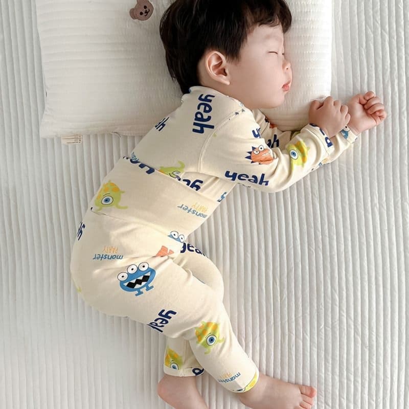 子どもパジャマ かわいい総柄パジャマ