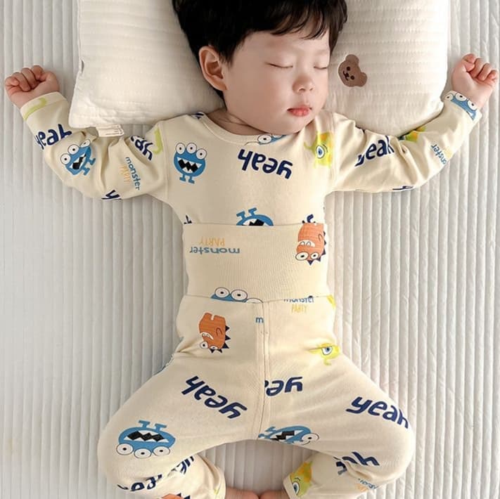 子どもパジャマ かわいい総柄パジャマ
