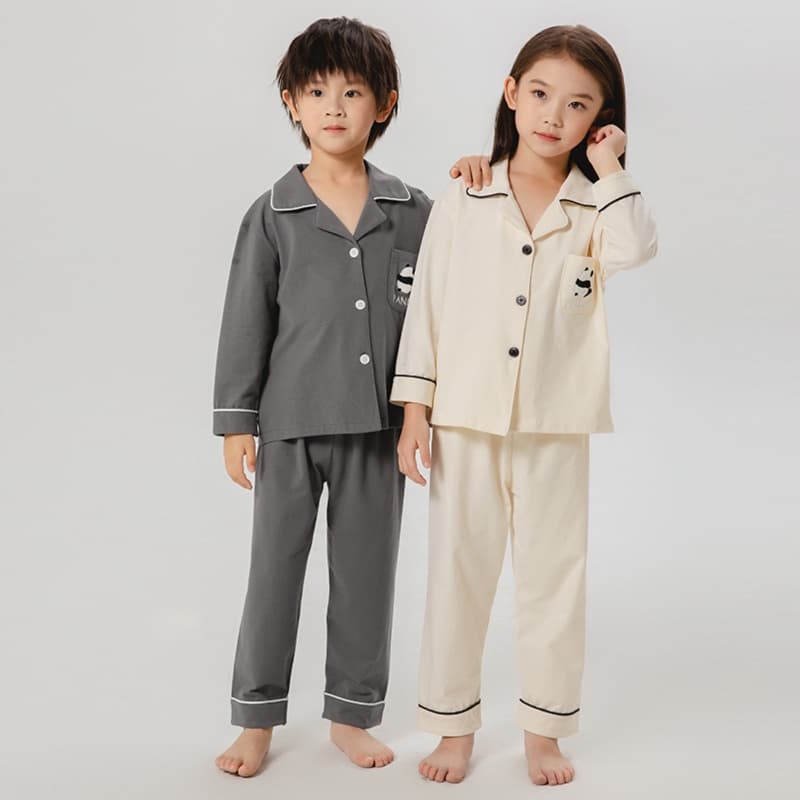 子どもパジャマ パンダ刺繍入り長袖上下セット パジャマ