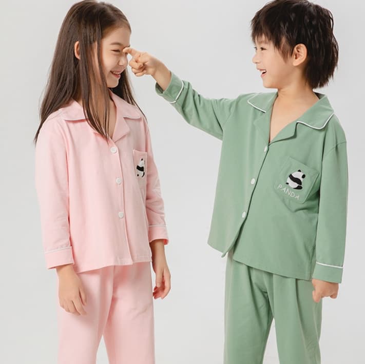 子どもパジャマ パンダ刺繍入り長袖上下セット パジャマ