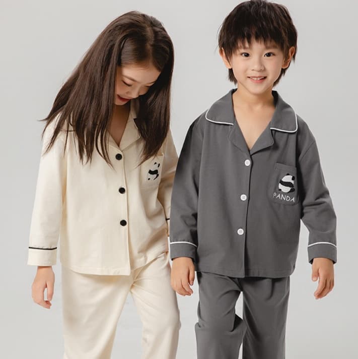 子どもパジャマ パンダ刺繍入り長袖上下セット パジャマ