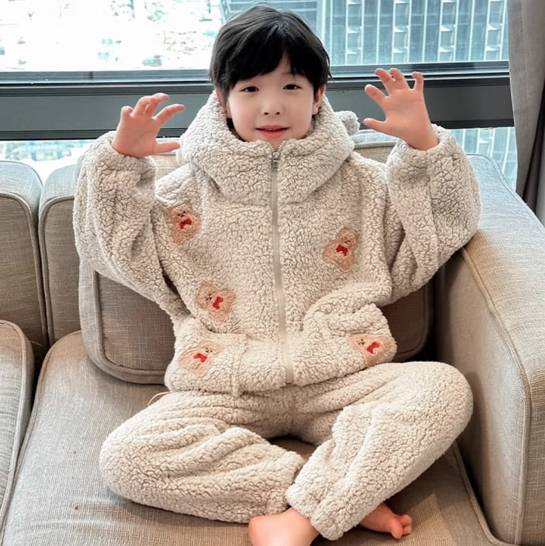 子どもパジャマ もこもこくまさんあったかパジャマ上下セット
