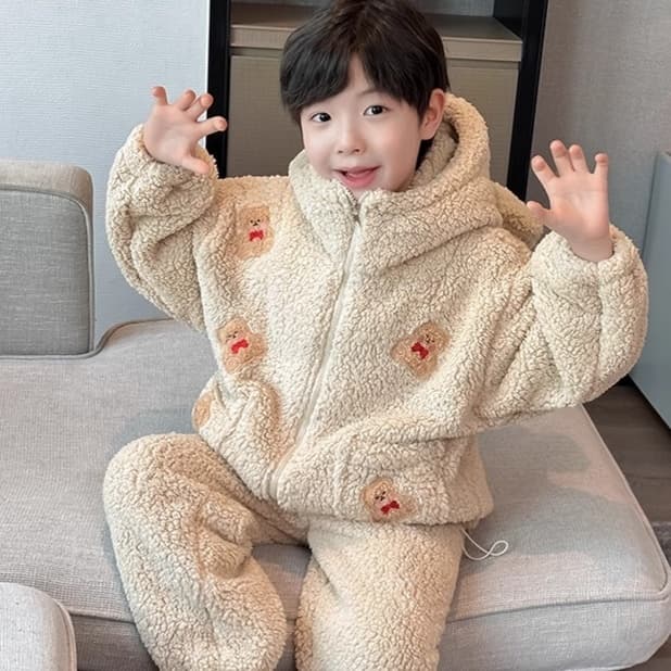 子どもパジャマ もこもこくまさんあったかパジャマ上下セット
