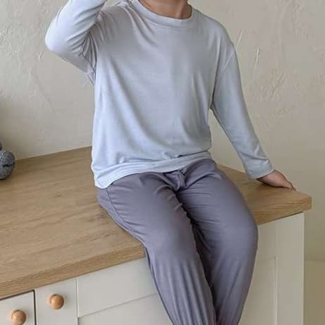 子どもパジャマ  肌触りが優しいシンプルパジャマ