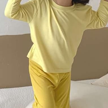 子どもパジャマ  肌触りが優しいシンプルパジャマ