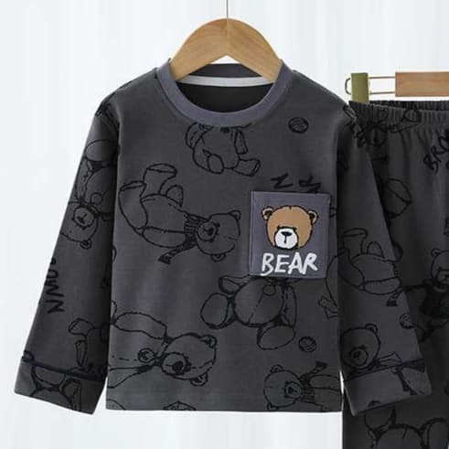 子どもパジャマ キャラクター総柄パジャマ上下セット