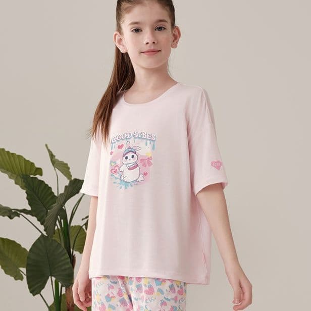 子どもパジャマ 子どもパジャマ うさぎキャラクター七分丈パジャマ