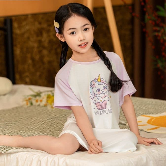 子どもパジャマ 子どもパジャマ ゆめかわ一角獣ワンピースパジャマ