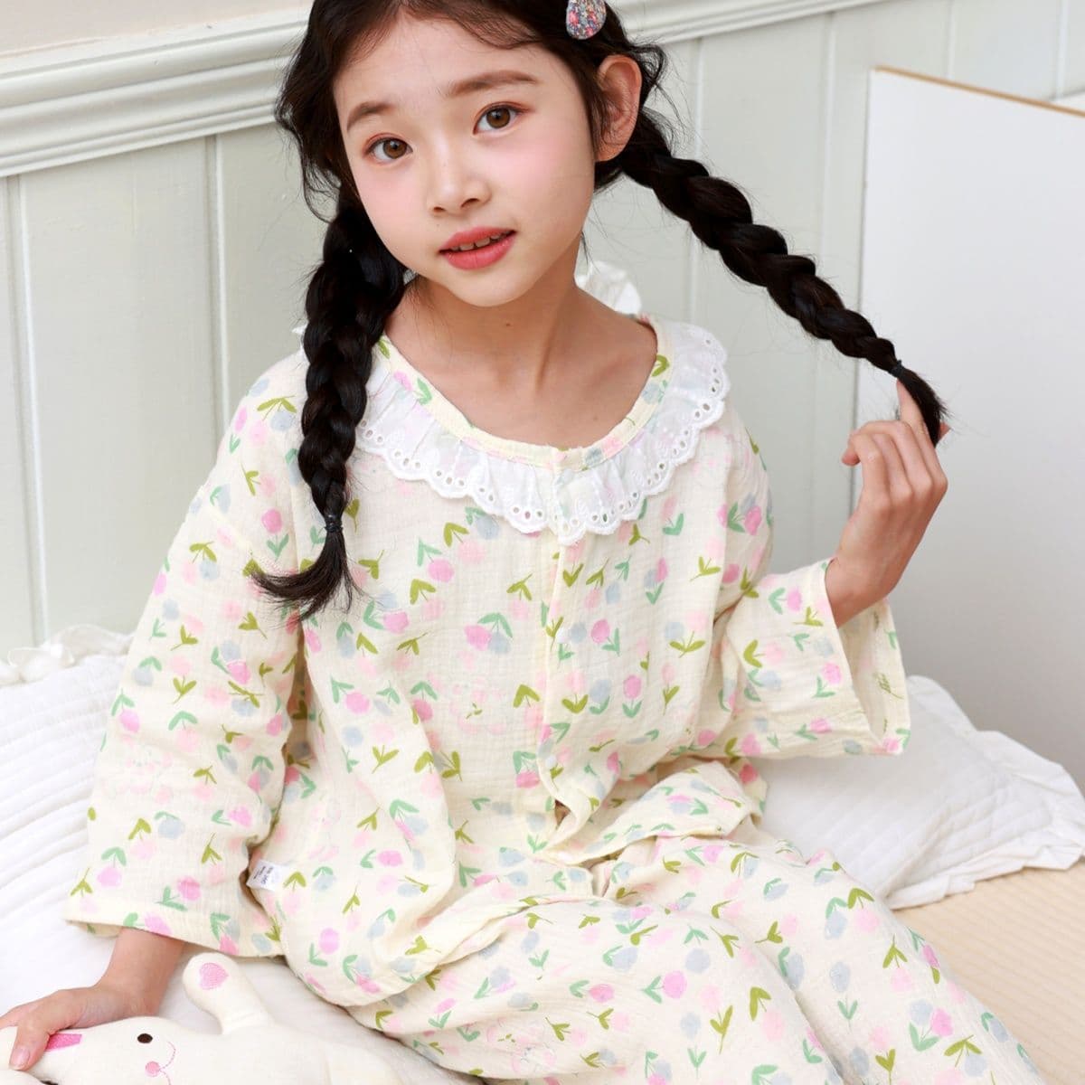 子どもパジャマ 子どもパジャマ 花模様レース襟ガーゼパジャマ