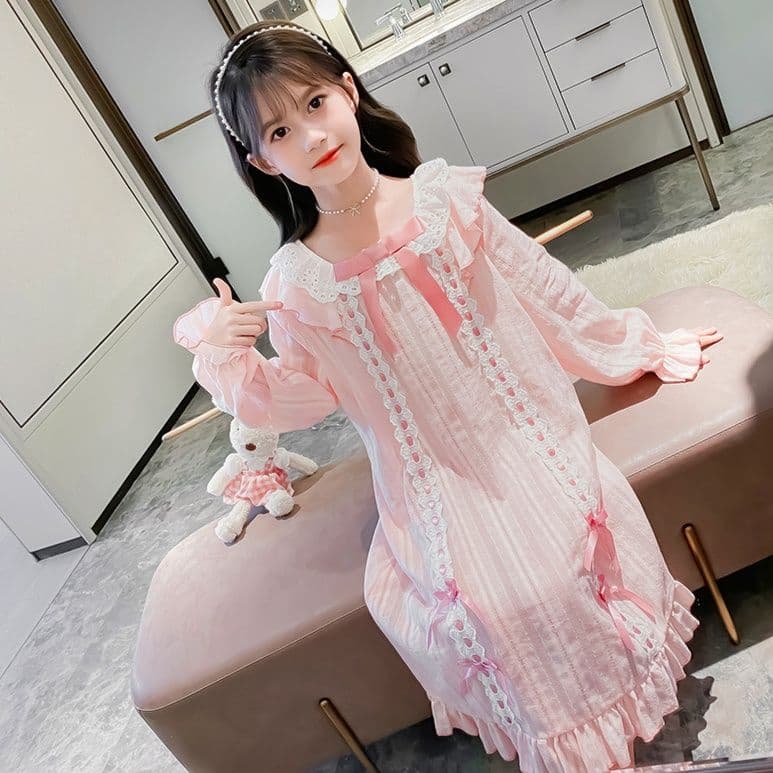 子どもパジャマ 姫系レースフリル長袖ナイト女児パジャマ