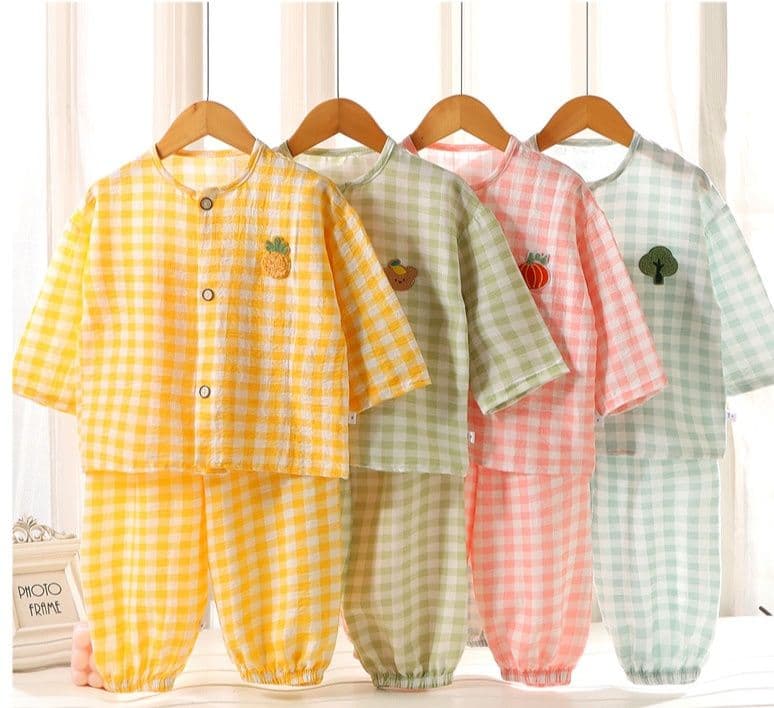 子どもパジャマ刺繍ギンガムチェック長袖上下セット冬