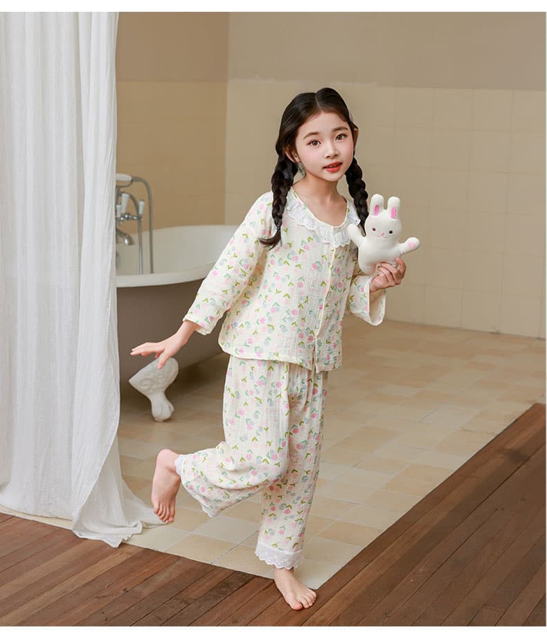子どもパジャマ 子どもパジャマ 花模様レース襟ガーゼパジャマ