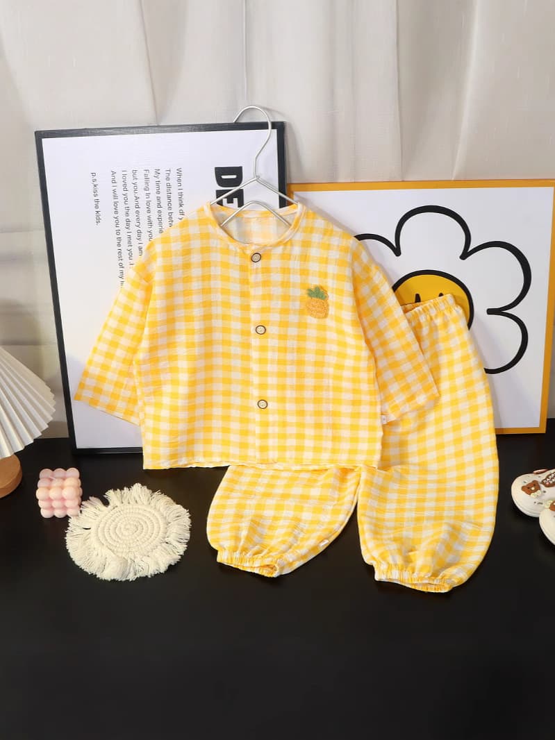 子どもパジャマ刺繍ギンガムチェック長袖上下セット冬