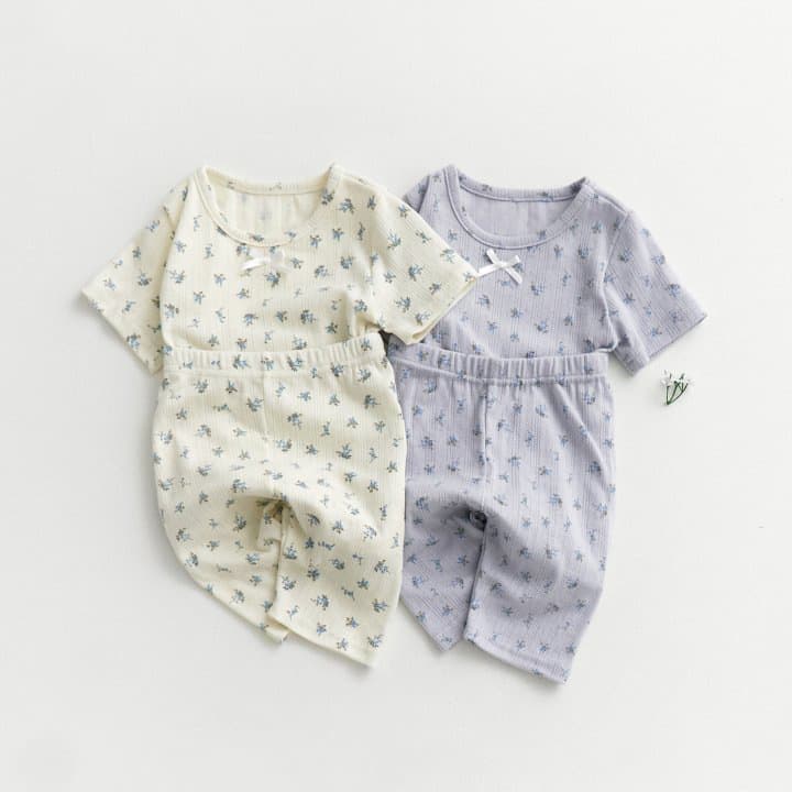子どもパジャマ ふんわり小花柄半袖パジャマセット