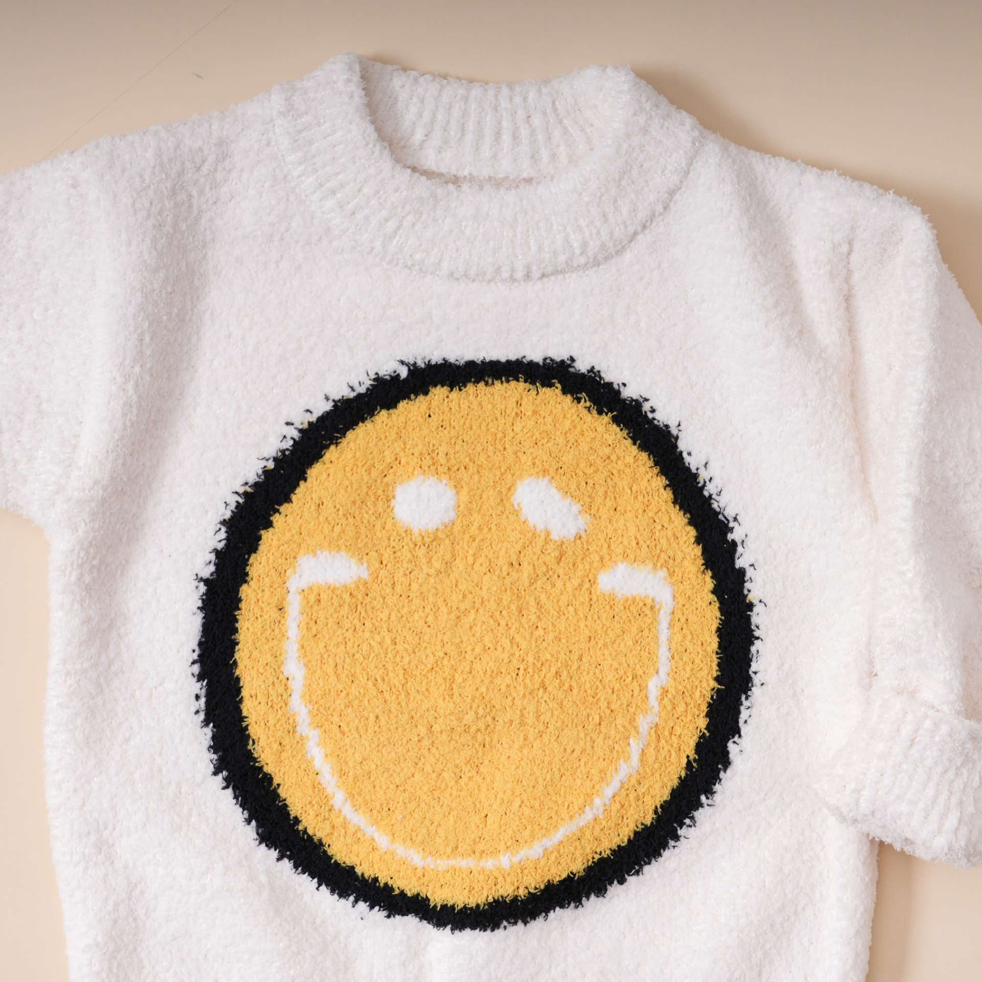 子どもパジャマ にこにこ笑顔のふわもこパジャマセット