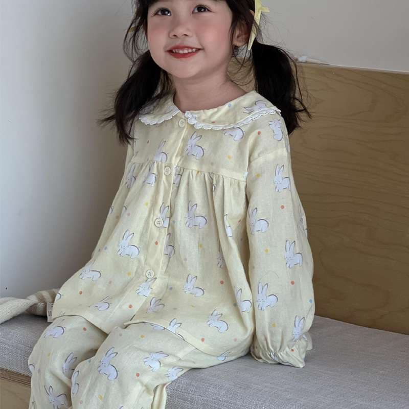 子どもパジャマ うさぎ柄のゆったりパジャマ