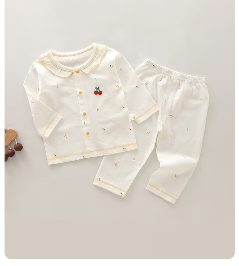 子どもパジャマ さくらんぼ刺繍フリル襟長袖女児パジャマ上下セット