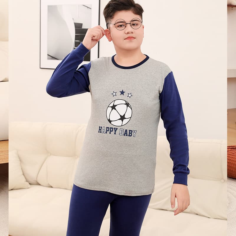 子どもパジャマ 子どもパジャマ スポーツ柄とくま柄の男児パジャマセット