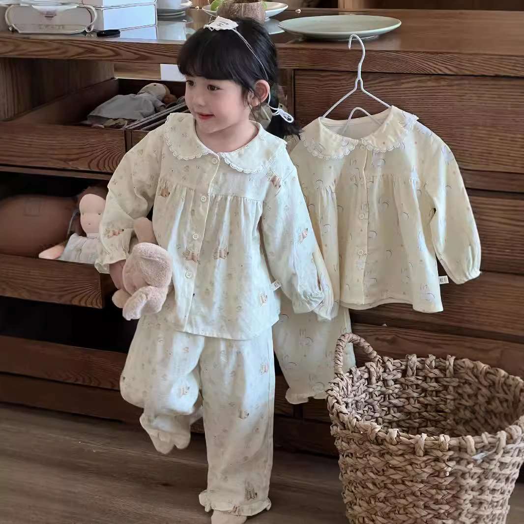 子どもパジャマ ウサギ柄フリル襟パジャマセット