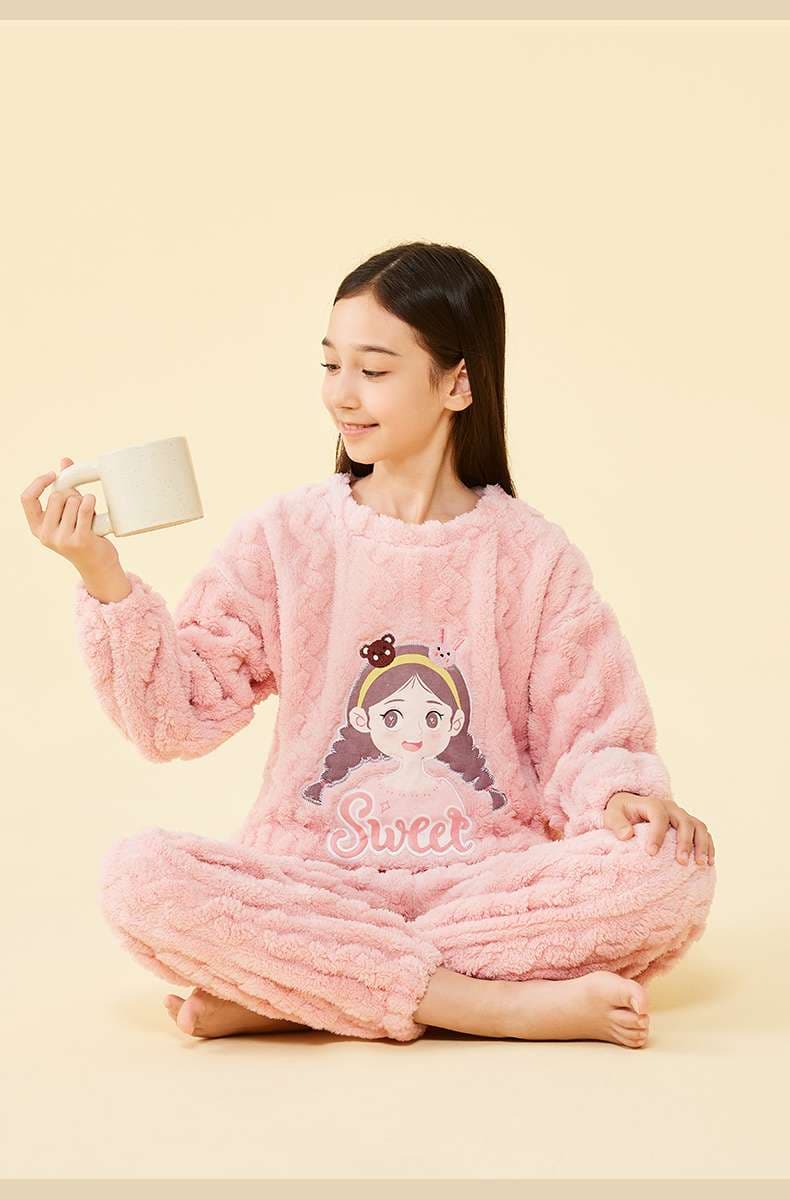 子どもパジャマ もこもこキャラクター上下セット