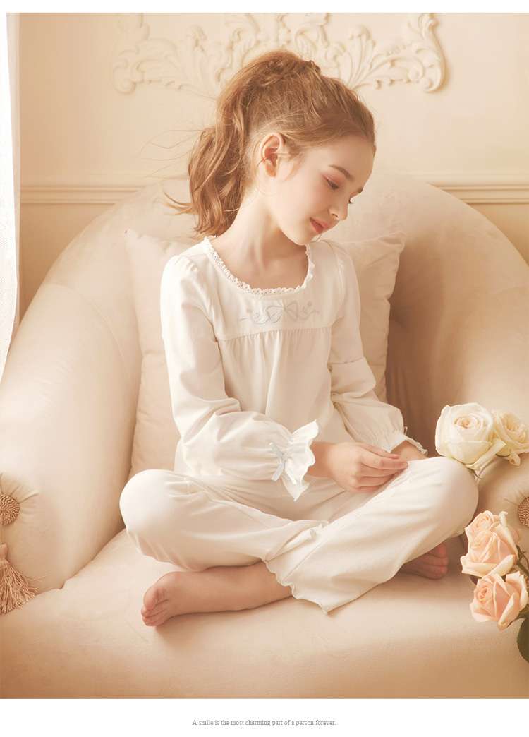 子どもパジャマ お姫様風レースパジャマ