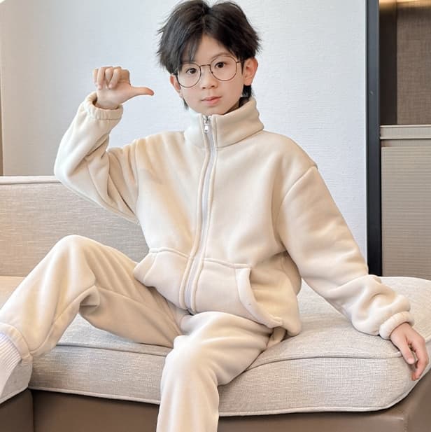 子どもパジャマ もこもこ裏起毛あったかルームウェア