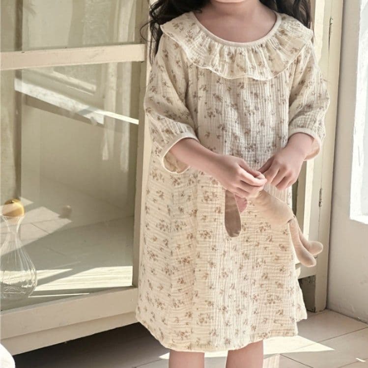子どもパジャマ 小花柄フリル襟ワンピース型ネグリジェ 女の子パジャマ
