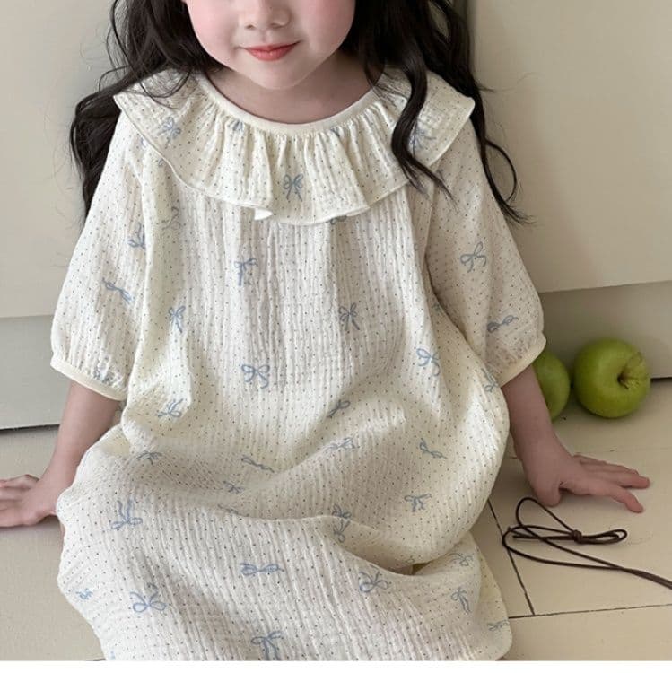 子どもパジャマ 小花柄フリル襟ワンピース型ネグリジェ 女の子パジャマ